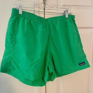 Patagonia “Women’s Baggies Shorts 5 inch”